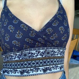 Knit Floral Print Criss-cross Crop Top